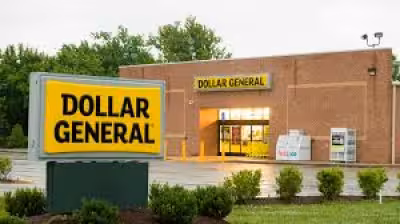 Dollar General Same Store Sales Rise 2% as Shoppers Trade Down