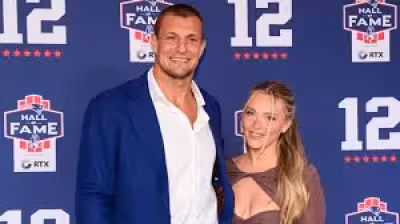 Rob Gronkowski says he lived frugally on a $50,000 rookie advance