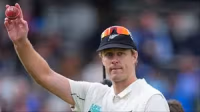 Kyle Jamieson bowls Jamie Smith as England slip to 55-5 at Lord's
