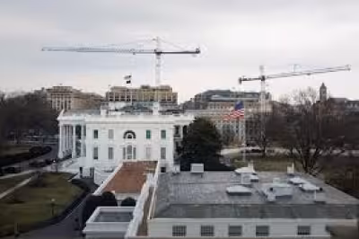 Trump White House Ballroom Lawsuit Tests Court Power Over Project