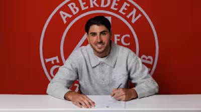 Aberdeen sign Dan Happe on two-year deal after Leyton Orient exit