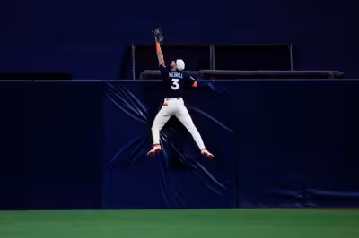 Mason Miller backdrop as Jackson Merrill’s bunt try fails in Padres loss