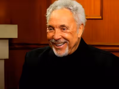 Tom Jones was persuaded for six months to sing at oligarch’s party