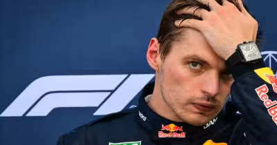 Verstappen bleibt in Monaco am Start stehen und scheidet nach Sekunden aus