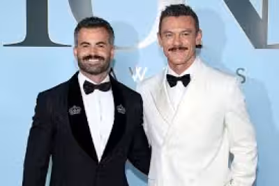 Luke Evans says Frank-N-Furter costume made him feel strong on Broadway