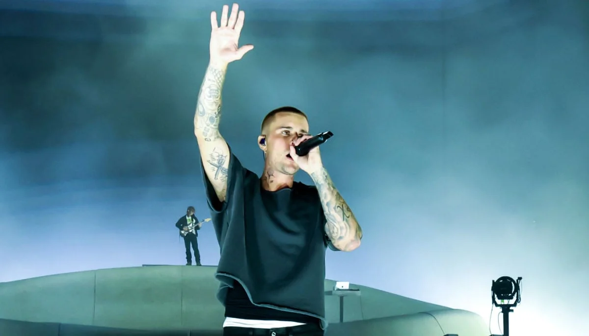 Justin Bieber leads early Super Bowl 2027 halftime show odds at SoFi ...