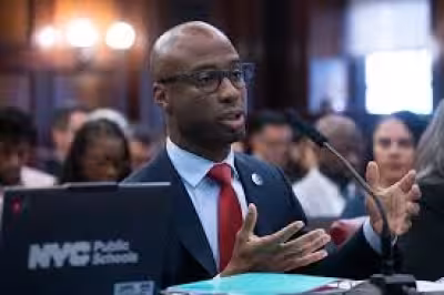 Nyc Schools class-size deadline delayed two years in compromise deal