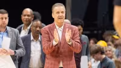 Top 25 Davion Thompson commits to John Calipari, Arkansas basketball