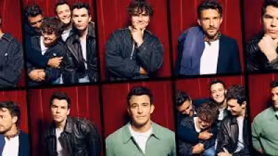 Bridgerton stars reunite as Jonathan Bailey recalls early days on set