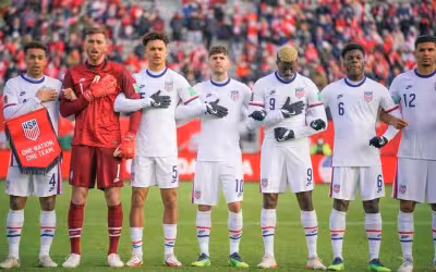 Bosnien Kanada: Asmir Begović zwischen Flucht, Edmonton und Nationalteam