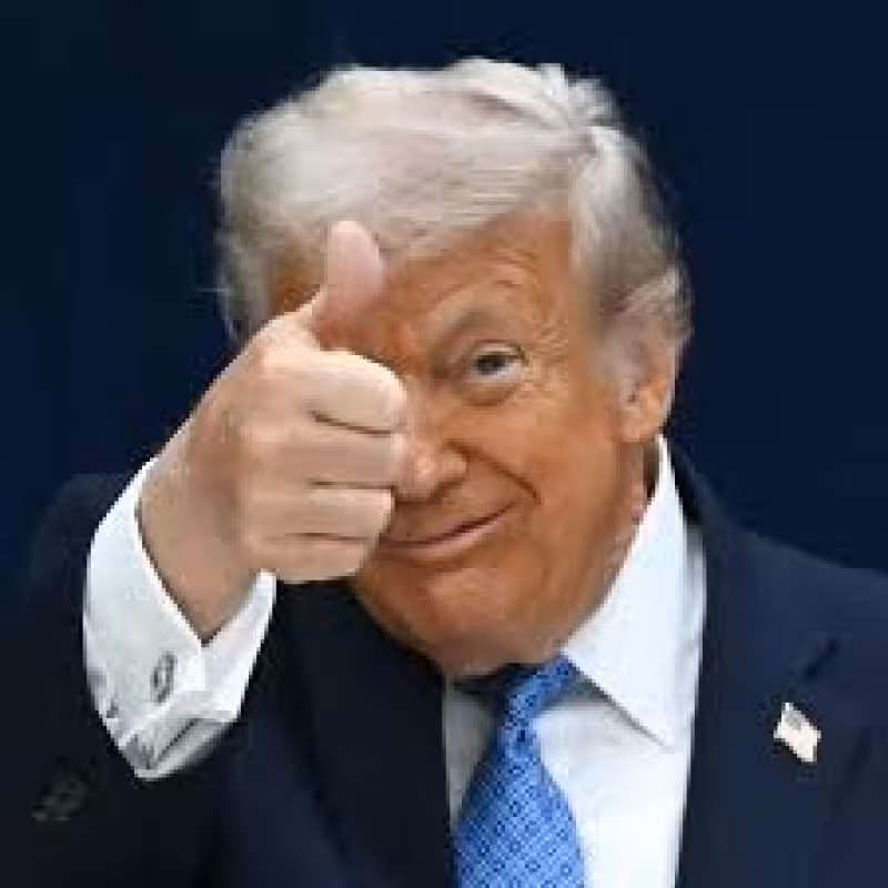 Ms Now: Jonathan Lemire says Trump is trapped in a White House 'bubble'