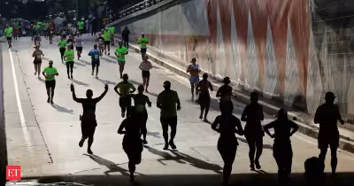 VAC runners ready for Comrades Marathon 2026 with three start groups set