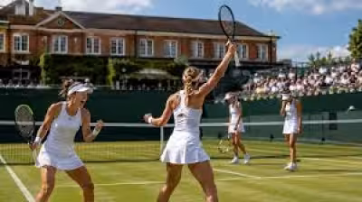 Olivia Nicholls reaches HSBC Championships final after saving three match points