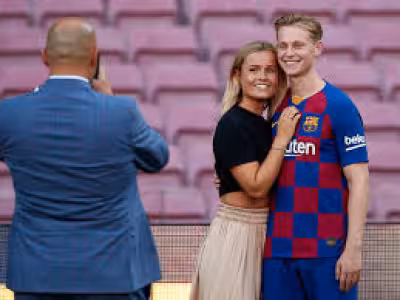 Frenkie De Jong features in Netherlands-Japan World Cup battle in Dallas
