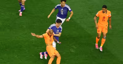 Ronald Koeman picks Donyell Malen over Memphis Depay for Oranje's opener