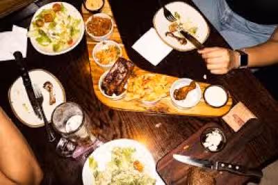 Outback Closing: Bloomin' Brands cuts 21 restaurants and lines up 22 more