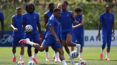 Olise France: Deschamps leaves Camavinga out of World Cup squad