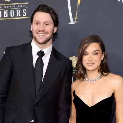 Hailee Steinfeld reveals daughter’s name Harper Haize Allen in June 19 letter