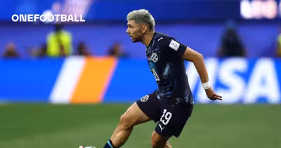 Miguel Almirón sent off under FIFA mouth-covering rule in Paraguay win