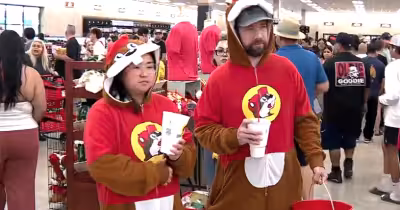 Buc-ee's Arizona opens in GOODYEAR, drawing early fans and traffic warnings