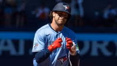 Ernie Clement sits again as sore hip keeps Blue Jays regular out