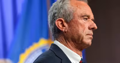 Robert F. Kennedy Jr. urges Iowa candidate Rick Stewart to quit race