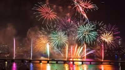 Jane Lynch to host Boston Pops Fourth Of July fireworks show Saturday