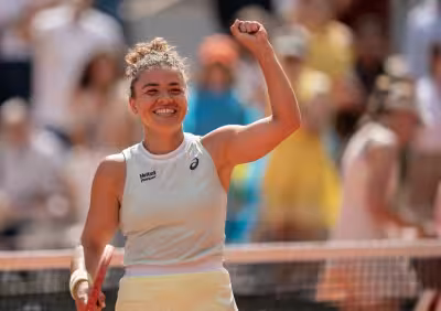 Jasmine Paolini vs Robin Montgomery leads Tuesday's Wimbledon first-round card
