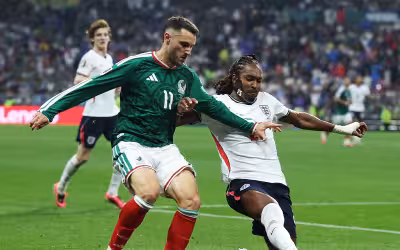 Ac Milan face summer rethink after Santiago Gimenez ankle sprain