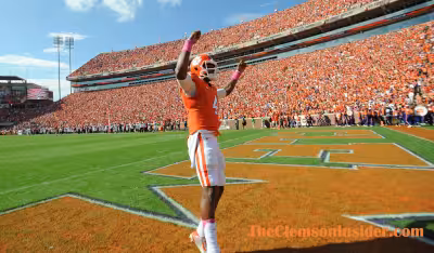 Emmitt Smith headline not possible from facts; ESPN ranks Watson, Lawrence top