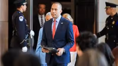 Hakeem Jeffries could face left-wing pressure in a close House race