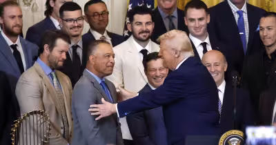 Edgardo Henriquez and the Dodgers head to the White House on July 23