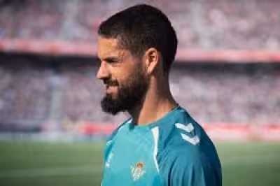 Isco's road began in Arroyo de la Miel, not a grand academy