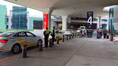 Airport parking benefit ends July 31 at El Aeropuerto