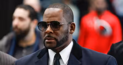 R. Kelly asks President Donald Trump to commute 30-year prison sentence