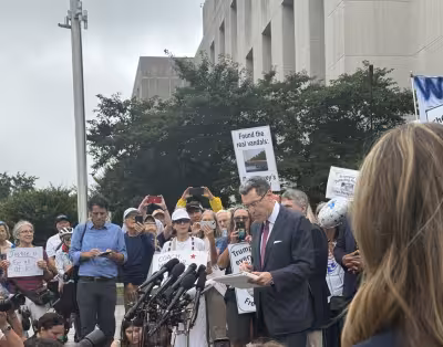 David Hearn Trump Pool Case: Attorneys Hold News Conference on Reflecting Pool Charge