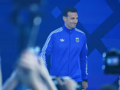 Nicolás González and Argentina delay final call as Scaloni waits on fitness