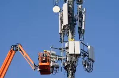 Verizon Google Billion-dollar Deal lifts outlook as more contracts loom