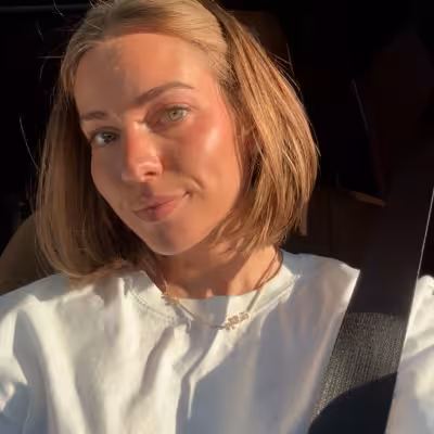 Emilie Kiser's Son Life Jacket apology follows backlash over boat video