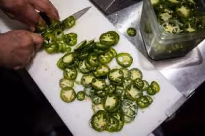 Chipotle Salmonella Probe Spurs Jalapeno Pull in Minnesota