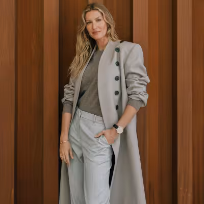Gisele Bündchen Joaquim Valente Baby post shows workout with toddler on boat deck