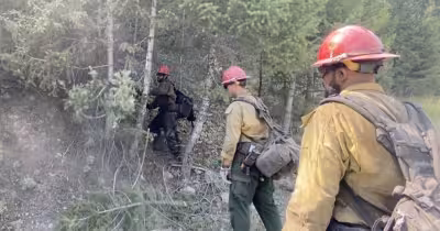 Sand Creek fire damages chairlift at Maverick Mountain as evacuations expand