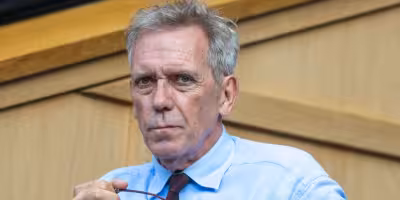 Hugh Laurie backs Sophie Cunningham, rejects men in women’s sports on X