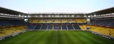 Fenerbahçe Vs Olympique Lyonnais: Lukaku boosts hosts in play-off opener