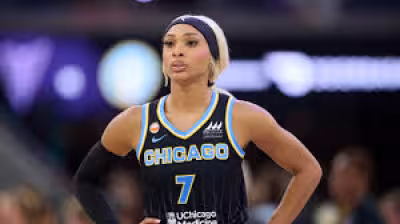 Dijonai Carrington Chicago Sky Status: Questionable vs. Indiana Fever
