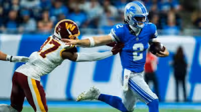 Luke Altmyer Detroit Lions Quarterback push grows after solid Week 2