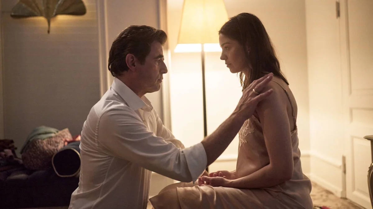 the-secret-woman-netflix-thriller-surges-near-top-of-chart-after-august