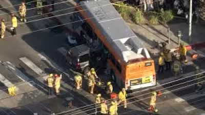 2 killed, 6 injured after SUV collides with Metro bus in Chatsworth