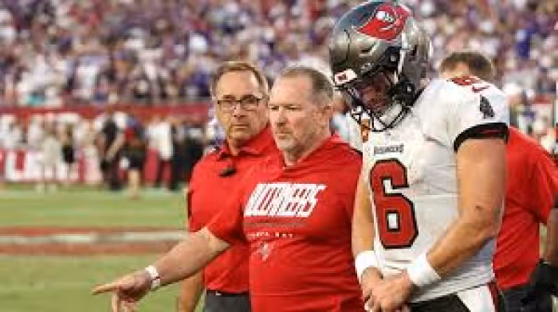 Is Baker Mayfield Playing This Week? Thumb Injury Clouds Buccaneers Status
