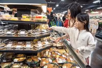 Hashi Market opens first West Coast store in Cupertino with opening-day crowd